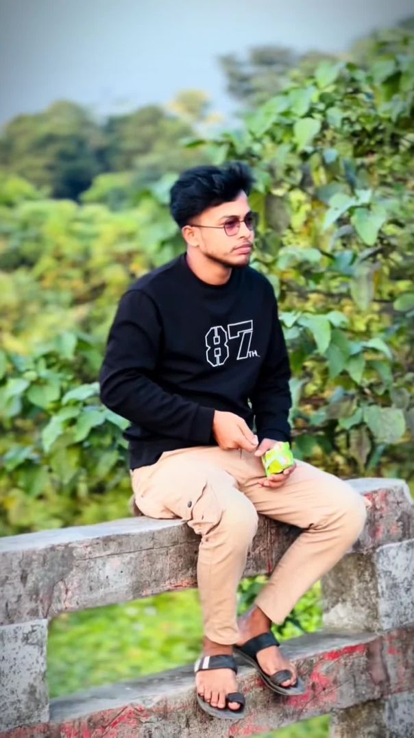 নায়ক পাতলা খান😁